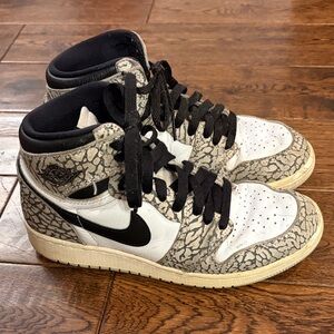 Jordan 1 Retro High OG White Cement